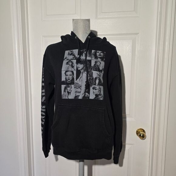 TAYLOR SWIFT eras Tour Hoodie - Picture 1 of 4
